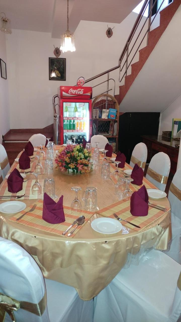 Sampath Hotel Nuwara Eliya Extérieur photo